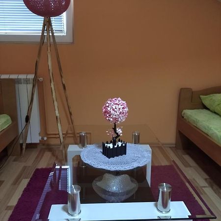 Buric Rooms Niksic Luaran gambar