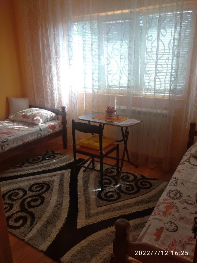 Buric Rooms Niksic Luaran gambar