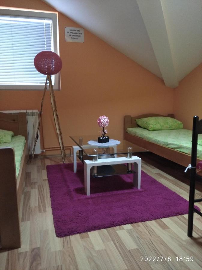 Buric Rooms Niksic Luaran gambar