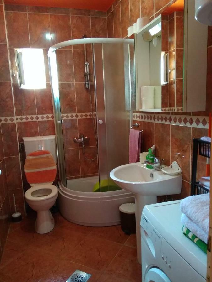 Buric Rooms Niksic Luaran gambar